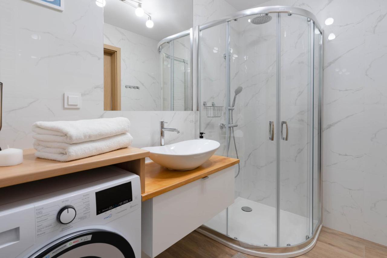Apartamento Ina Rent - Przystan Letnica Gdansk Exterior foto